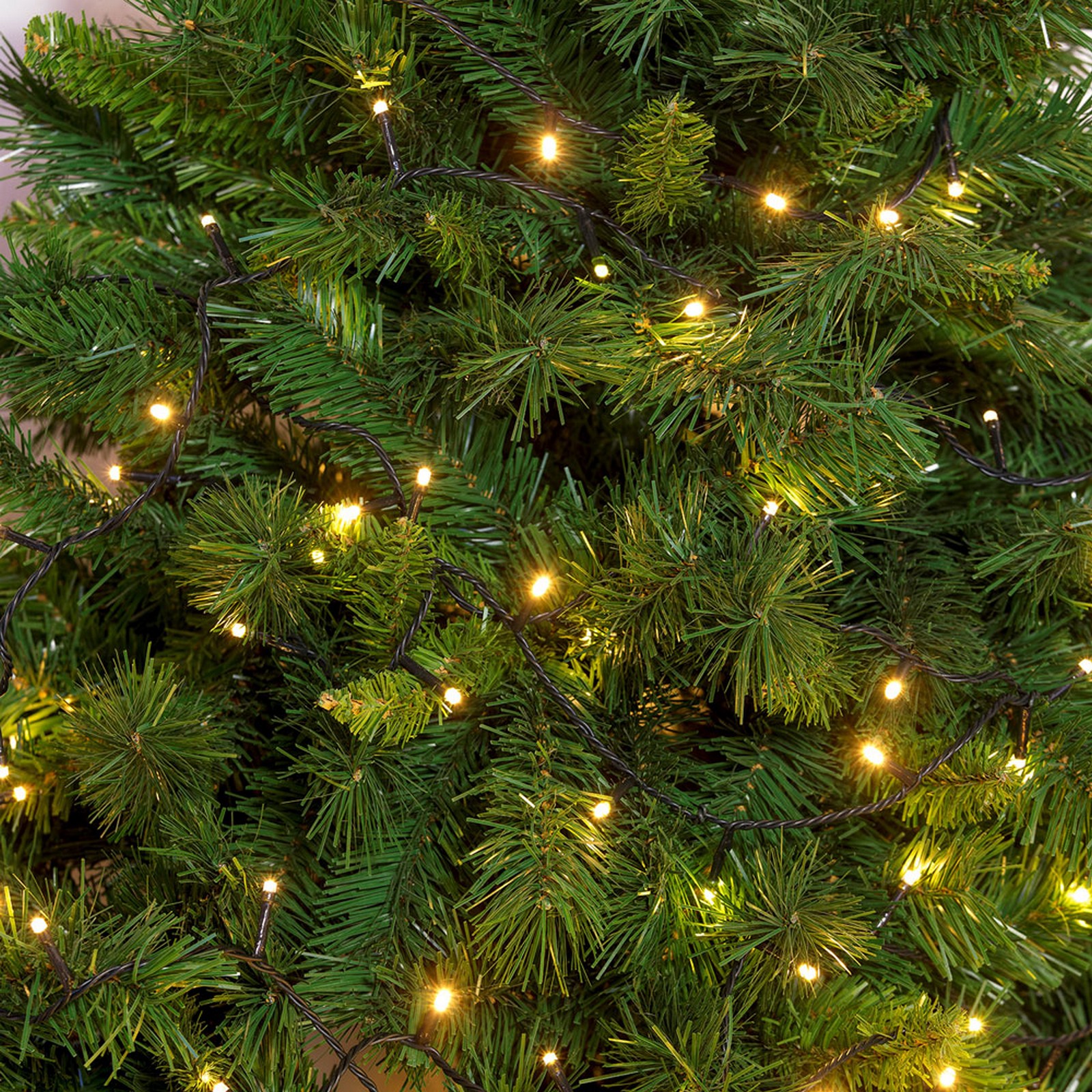 Image of catena lineare minilucciole a led serie &#39;tl-c&#39; 500 led l.bianca - 22 mt. (20+2) cod:ferx.8079021nlm